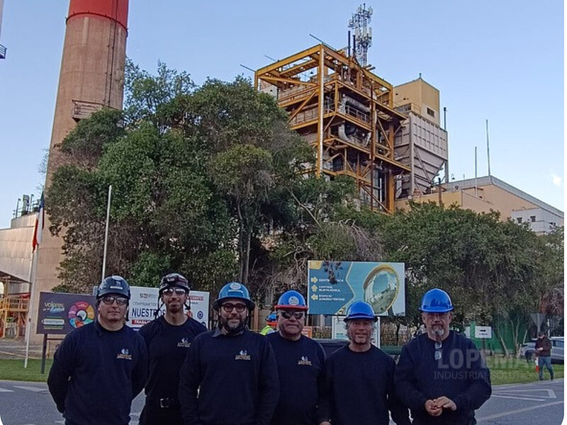 Equipo LOPEMAT en Central Nueva Aldea — proyecto Arauco